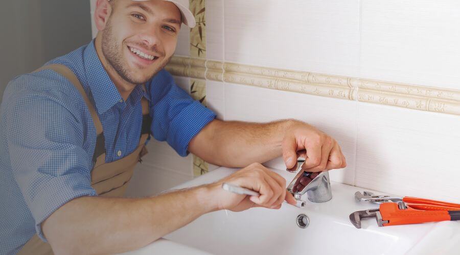 Professional sink repair in Elmore, OH